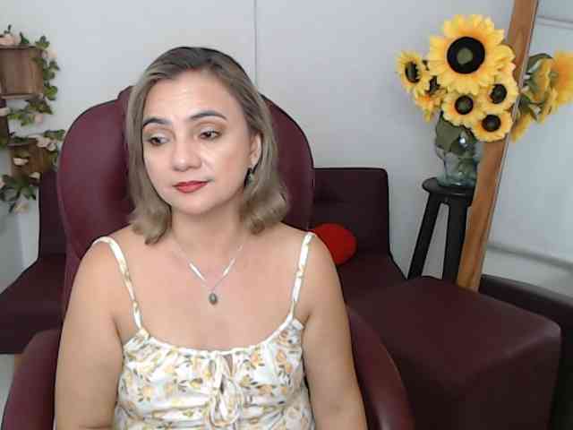 ana-milf webcam