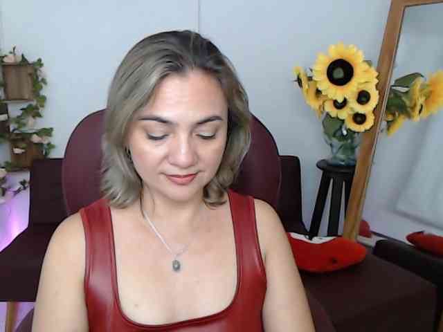 ana-milf webcam