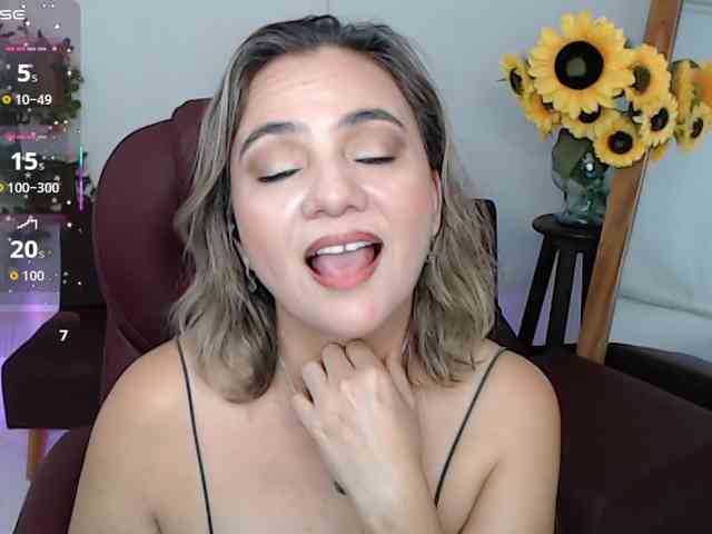 ana-milf Live Webcam on BongaCams