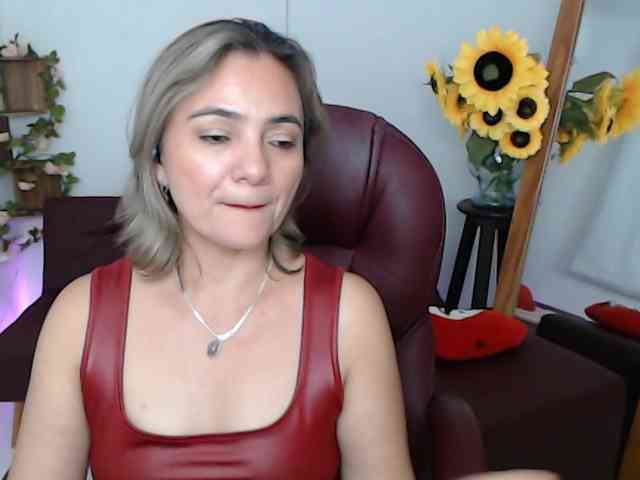ana-milf webcam