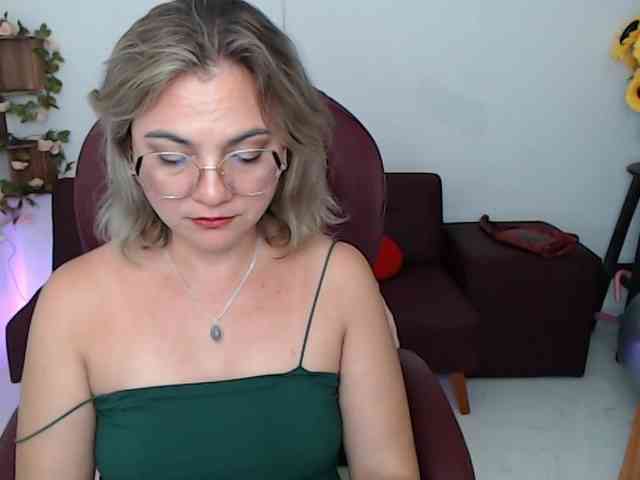 ana-milf