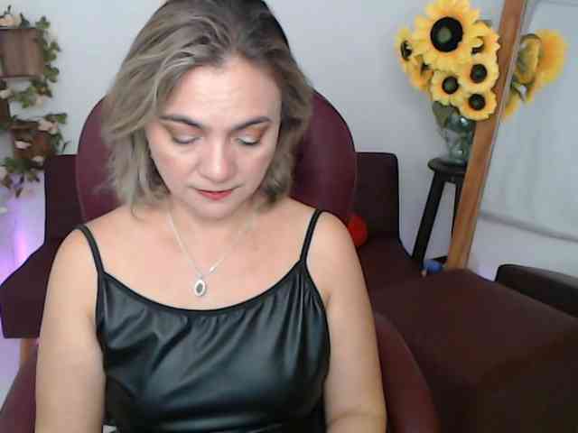 ana-milf