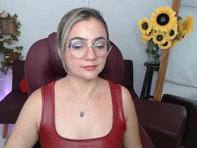ana-milf webcam