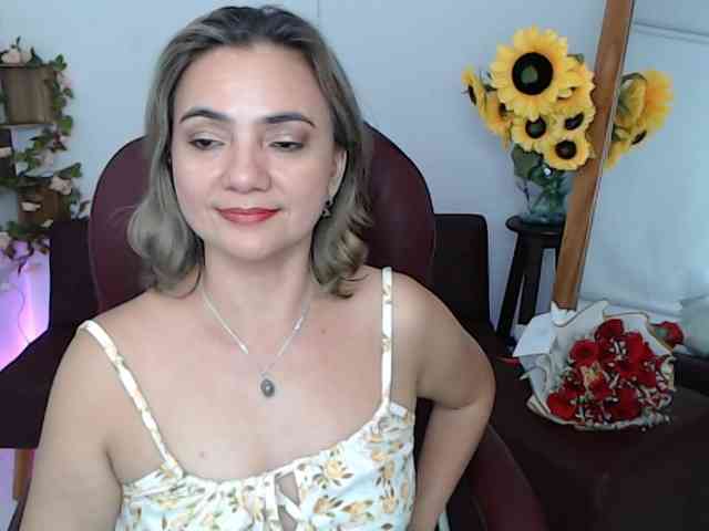 ana-milf webcam
