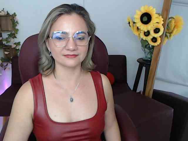 ana-milf webcam