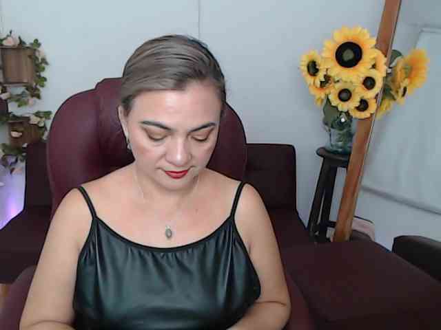 ana-milf webcam