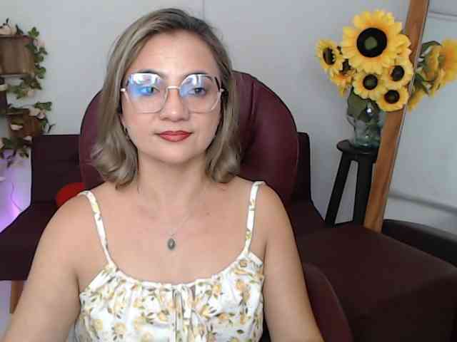ana-milf webcam