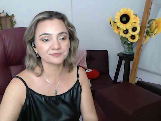 ana-milf webcam