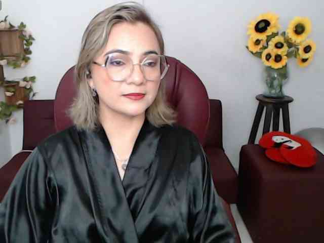 ana-milf