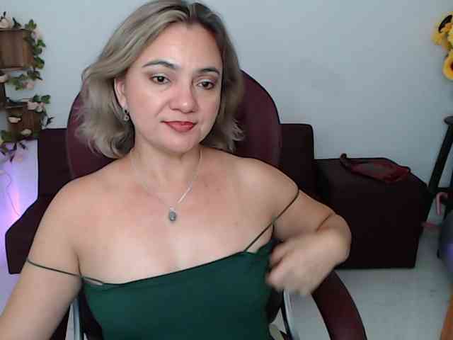 ana-milf