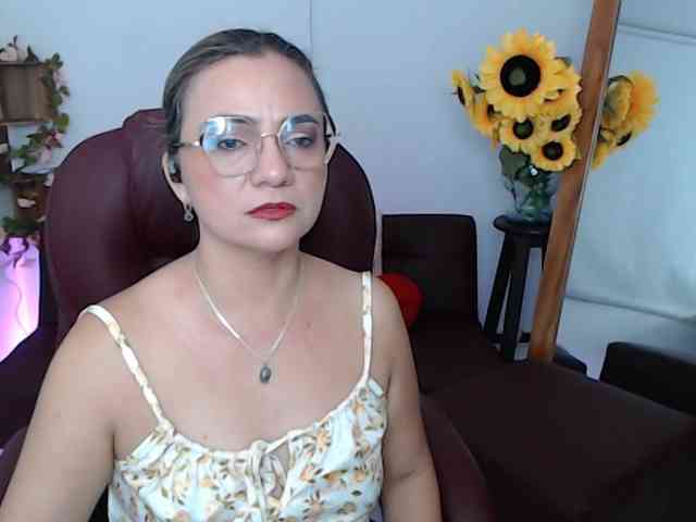 Modelo: ana-milf