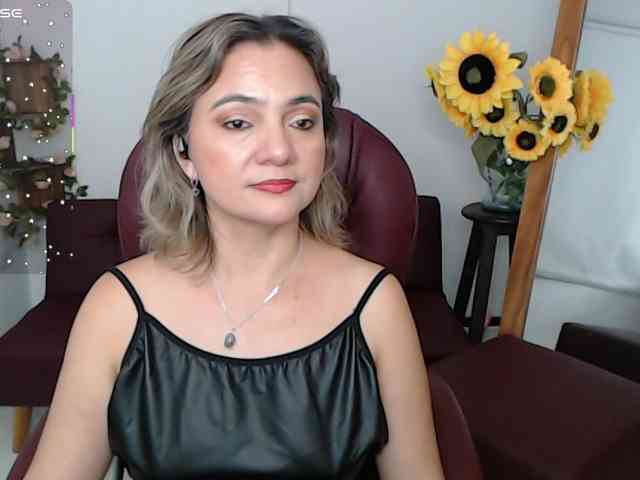 ana-milf webcam