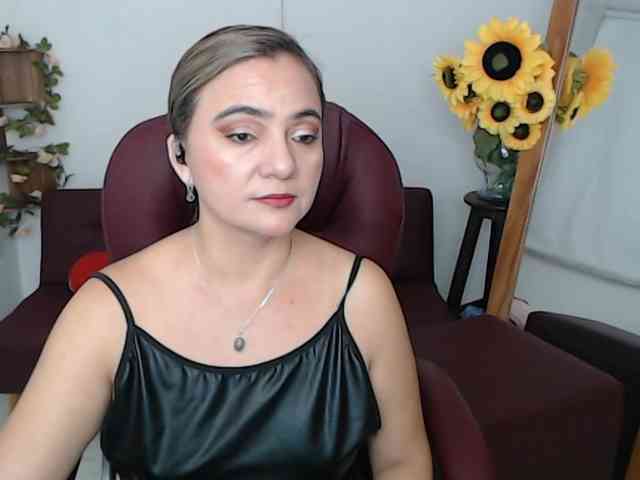 ana-milf webcam
