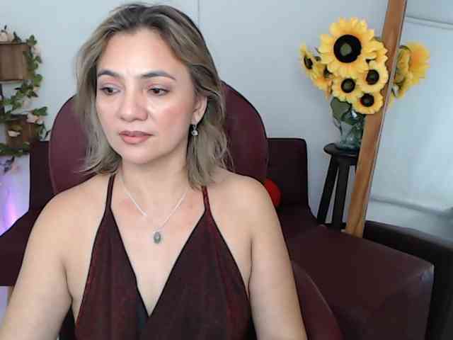 ana-milf webcam