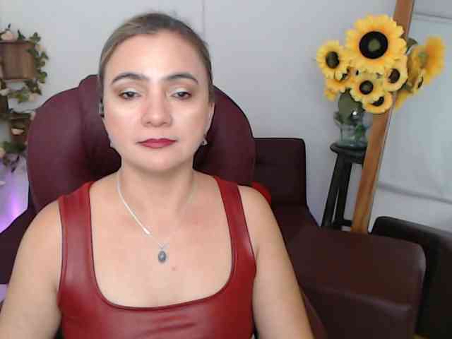 ana-milf