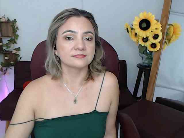 ana-milf webcam