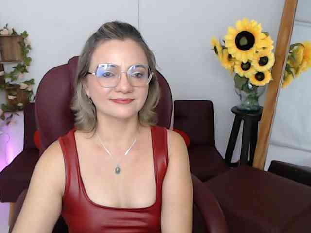 ana-milf webcam