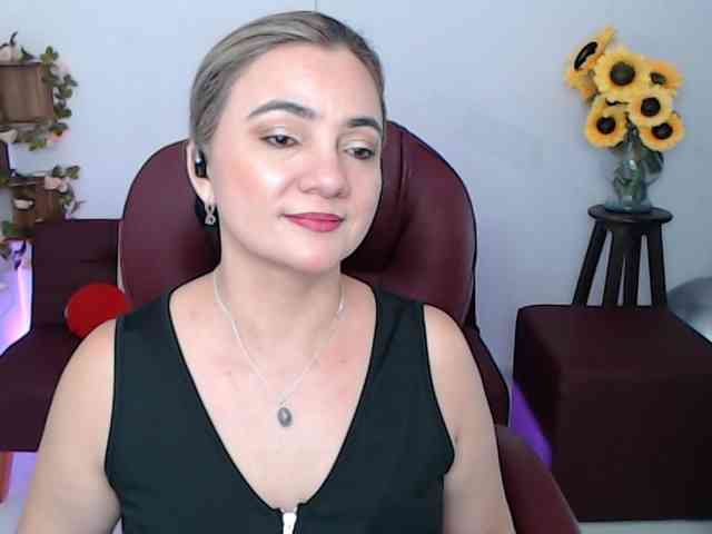 ana-milf webcam