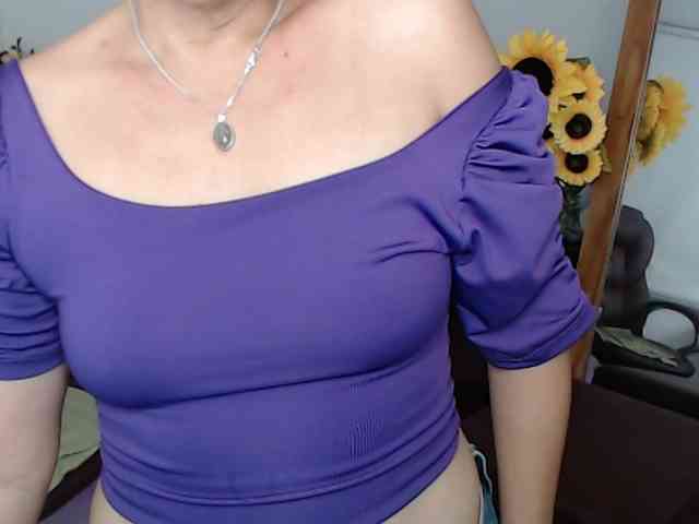 ana-milf webcam