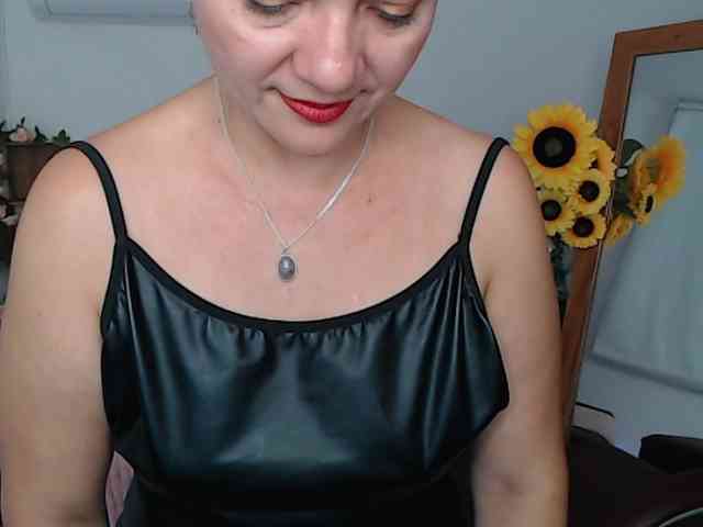 ana-milf webcam