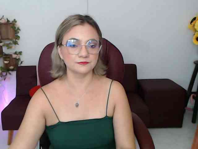 ana-milf