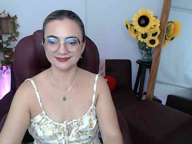 ana-milf webcam