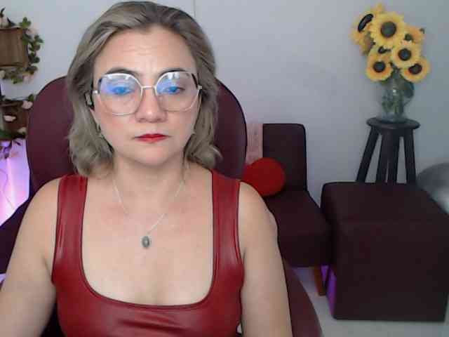 ana-milf