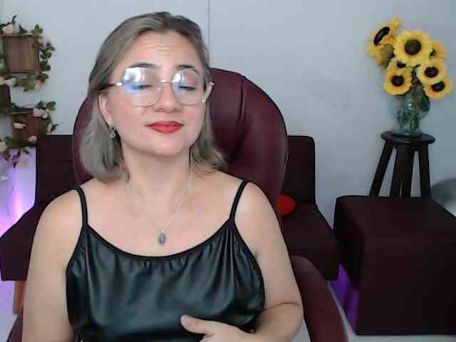 ana-milf webcam