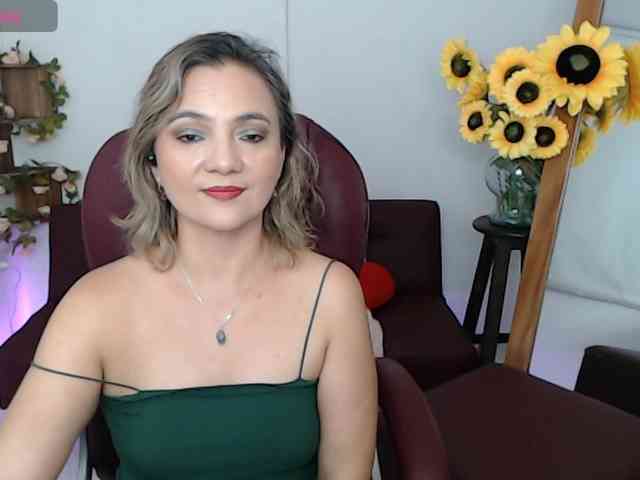 ana-milf webcam