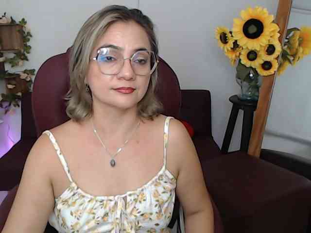 ana-milf