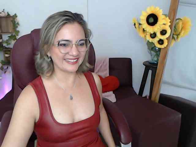 ana-milf webcam