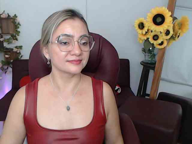 ana-milf webcam