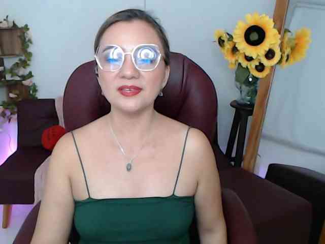 ana-milf webcam