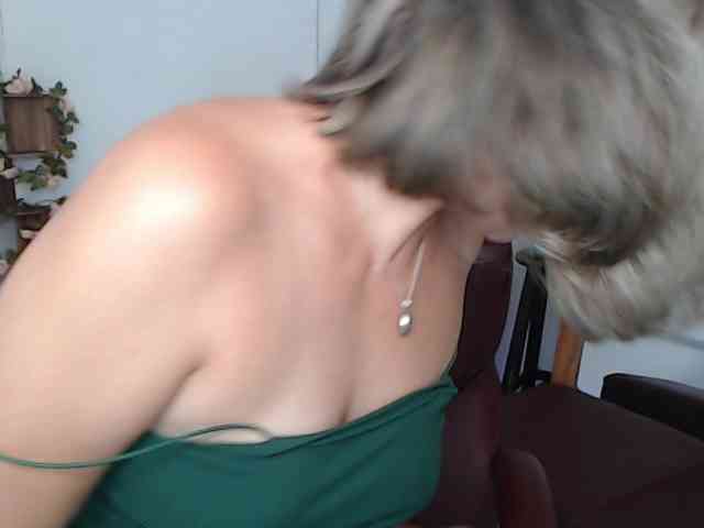 ana-milf webcam