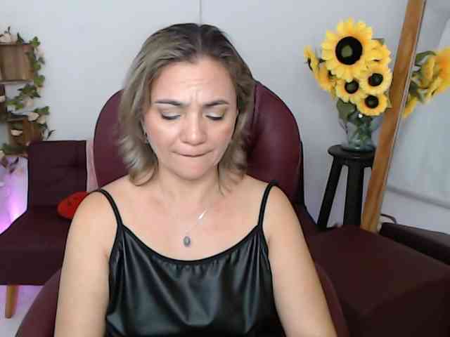 ana-milf webcam