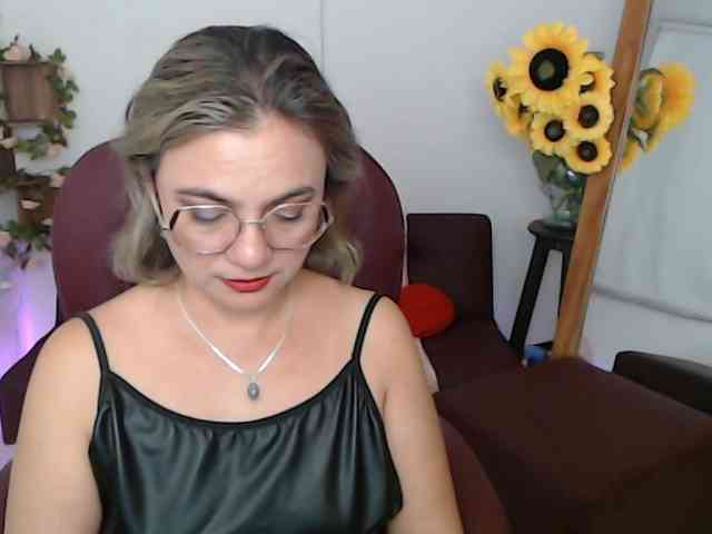 ana-milf webcam