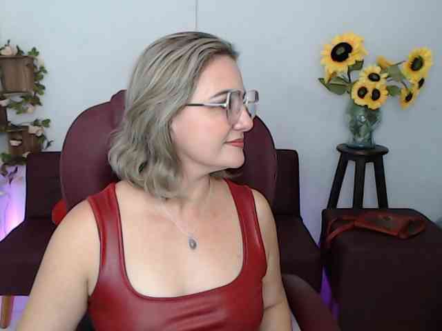 ana-milf webcam