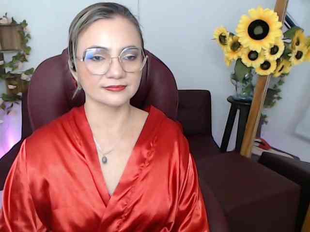ana-milf webcam