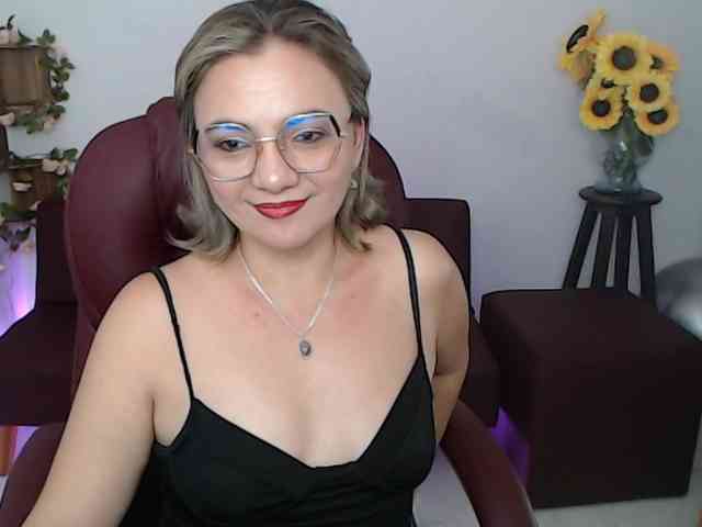 ana-milf webcam