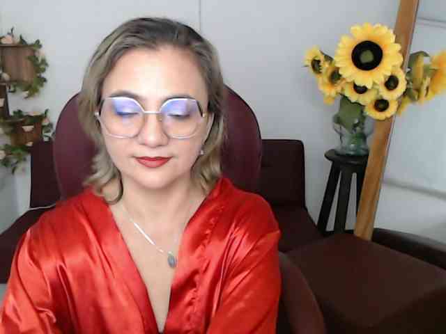ana-milf webcam