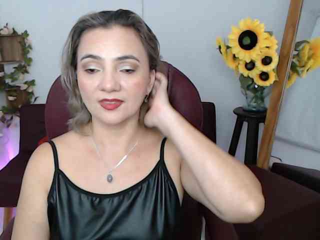 ana-milf webcam