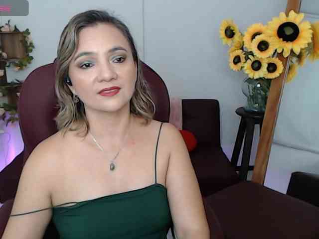 ana-milf webcam