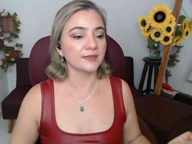 ana-milf webcam
