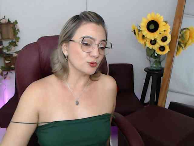 ana-milf webcam