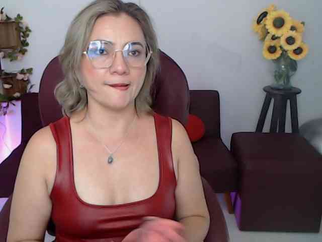 ana-milf
