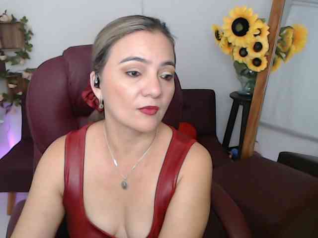 ana-milf