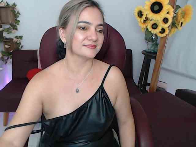 ana-milf webcam