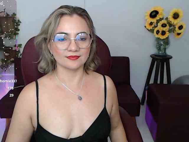 ana-milf webcam