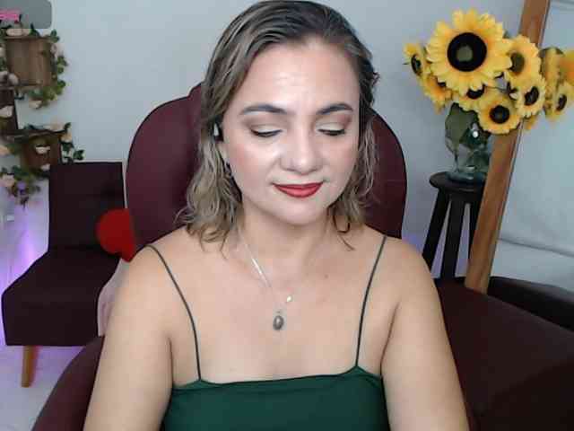 ana-milf webcam