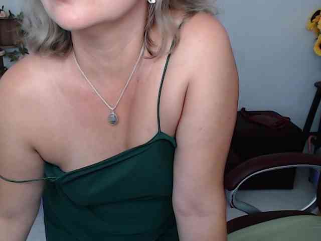 ana-milf